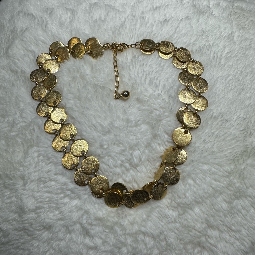Necklace - Picture 5 of 9